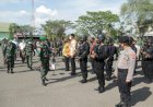 Personel-Polres-kupang-kota laksanakan-Apel-gelar-pasukan-dalam-rangka-kesiapan-Kunker-Wakil-Presiden-RI-berserta-Ibu-Hj.-Wuri-Ma'ruf-Amin-dan-rombongan-di-kota-Kupang-Prov.-NTT