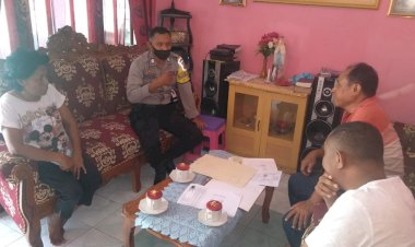 Cegah-Penularan-Virus-Corona,-Bhabinkamtibmas-Kelurahan-Airnona-Berikan-Himbauan-Hidup-Sehat