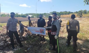 Bhabinkamtibmas-Polsek-Kelapa-Lima-Berikan-Himbauan-Agar-Cegah-Penularan-Virus-Covid-19