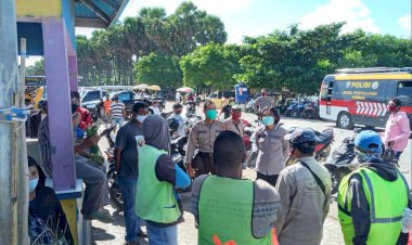 Satbinmas-Polres-Kupang-Kota-Himbau-Warga-Kota-Kupang-Cegah-Virus-Corona-Dengan-Tetap-Menjaga-Kebersihan-Diri