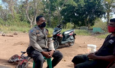 Bhabinkamtibmas-Kelurahan-Bello-Himbau-Kamtibmas-Kepada-Warga-di-Tengah-Wabah-Corona