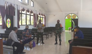 Bhabinkamtibmas-dan-Babinsa-kelurahan-Liliba-Laksanakan-Himbauan-Di-Tempat-Ibadah