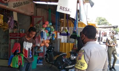 Cegah-Penyebaran-Virus-Corona-19,-Bhabinkamtibmas-Kelurahan-Penfui-Laksanakan-Operasi-Yustisi-Penggunaan-Masker.