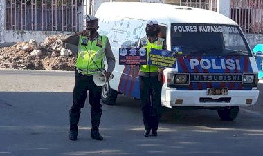 Satlantas-Polres-Kupang-Kota-Himbau-Masyarakat-Untuk-Mentaati-Protokol-Kesehatan-Saat-Beraktivitas