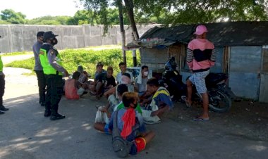 Bhabinkamtibmas-Polsek-Alak-Laksanakan-Operasi-Yustisi-Penertiban-Penggunaan-Masker-Dan-Sosialisasi-Penerapan-Protokol-Kesehatan