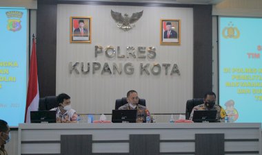 Penelitian-Tim-Puslitbang-Polri-di-Polres-Kupang-Kota-Terkait-Kepercayaan-Masyarakat-Terhadap-Kinerja-Polri