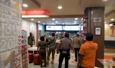 Pantau-PPKM-Darurat,-Polres-Kupang-Kota-Dan-Pemkot-Kota-Kupang-Laksanakan-Kegiatan-PPKM-Dengan-Patorli-Himbauan-dan-Pendisplinan-Protokol-Kesehatan-Di-Kota-Kupang