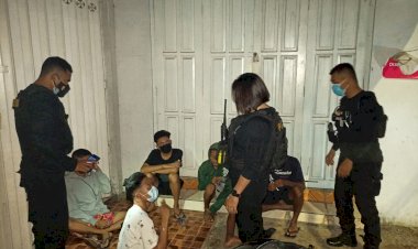 Patroli-Sitkamtibmas,-Sat-Sabhara-Laksanakan-Patroli-Penegakan-Prokes-Bubarkan-Para-Remaja-Yang-Nongkrong-diseputaran-Wilayah-Hukum-Polres-Kupang-Kota
