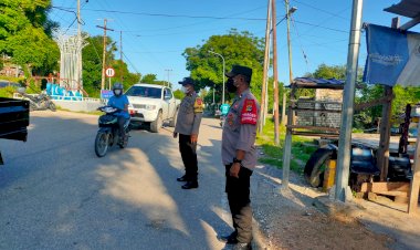 Personil-Polres-Kupang-Kota-Rutin-Laksanakan-‘Strong-Point’-Pagi