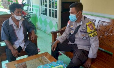 Patroli-Dialogis,-Bhabinkamtibmas-Kelurahan-Nefonaek-Tetap-Himbau-Warga-Patuhi-Protokol-Kesehatan-Cegah-Covid-19