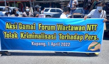 Personel-Polres-Kupang-Kota-Laksanakan-Pengamanan-Aksi-Unjuk-Rasa-Damai-oleh-Forum-Wartawan-NTT