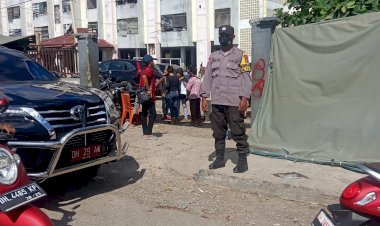 BHABINKAMTIBMAS-FATUBESI-LAKSANAKAN-PENGAMANAN-KAMPANYE-KESEHATAN