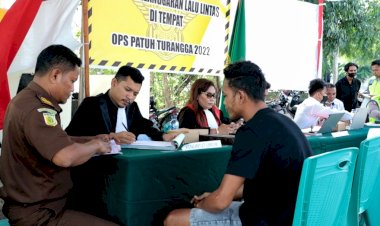SATUAN-LALU-LINTAS-POLRESTA-KUPANG-KOTA-LAKSANAKAN-GIAT-SIDANG-TILANG-DI-TEMPAT--OPERASI-PATUH-TURANGGA-2022