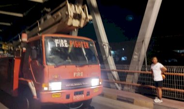 Kapolresta-Kupang-Kota-Pimpin-Penyelelamatan-Imigran-Afganistan-Yang-Coba-Bunuh-Diri.