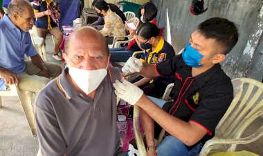 Pelayanan-Vaksinasi-Covid-19-Terus-Dilaksanakan-Oleh-Klinik-Polresta-Kupang-Kota.