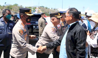 Kapolresta-Kupang-Kota-Jemput-Menteri-Dalam-Negeri-Republik-Indonesia-di-Pelabuhan-Tenau-Kupang