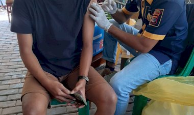 Klinik-Polresta-Kupang-Kota-Buka-Pelayanan-vaksinasi-Covid-19-di-Kantor-Lurah-Oesapa-Barat