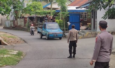 Pengaturan-Pagi-Oleh-Anggota-Polsek-Oebobo-Polresta-Kupang-Kota