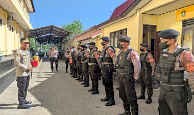 Kapolresta-Lakukan-Pengecekan-Kesiapan-Anggota-Unit-Pam-Obvit-Polresta-Kupang-Kota