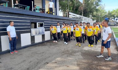Untuk-Menjaga-Kebugaran-Tubuh,-Personel-Polresta-Mengikuti-Tes-Kesemaptaan-Jasmani-Di-Mako-Polda-NTT