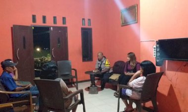 Bhabinkantibmas-Batuplat-Laksanakan-Problem-Solving,-Bantu-Selesaikan-Permasalahan-Warga