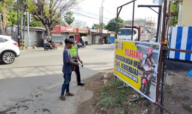 Unit-Kamsel--Sat-Lantas-Polresta-Kupang-Kota-Terus-Lakukan-Himbauan-Tentang-Keamanan-dan-Keselamatan-Berkendara