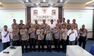 Kegiatan-Kunjungan-Kerja-Anggota-Komisi-III-DPR-RI-IRJEN-POL.-(PURN)-Drs.-Yakobus-Jacki-Uly-M.H-Beserta-Tim-di-Polresta-Kupang-Kota