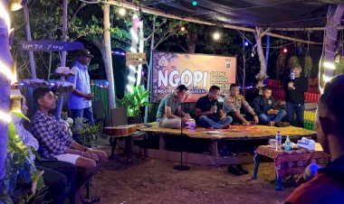 Beri-Jaminan-Keamanan-dan-Kenyamanan-Bagi-Masyarakat,-Polresta-Kupang-Kota-Adakan-NGOPI-di-Kawasan-Kos-Kosan-Oesapa