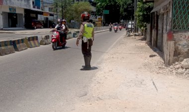 Antisipasi-Parkiran-Liar,-Personel-Sat-Lantas-Polresta-Kupang-Kota-Laksanakan-Patroli