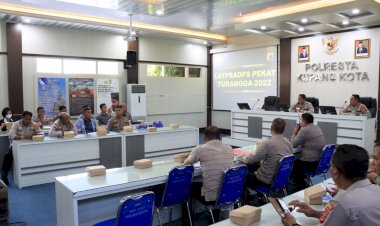 Kabagops-Polresta-Kupang-Kota-Membuka-Latihan-Praoperasi-Pekat-Turangga-2022