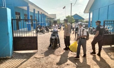 “Polisi-Sahabat-Pelajar”-Polsek-Alak-Ajak-Pelajar-Untuk-Tertib-Berlalulintas