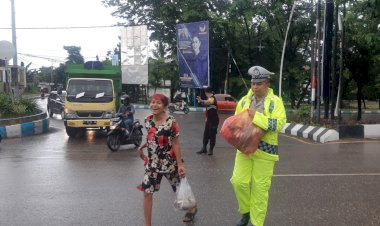 Himbauan-Kamsel-Tentang-Tertib-Lalin-Oleh-Sat-Lantas-Resta-Kupang-Kota