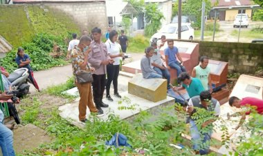 Bongkar-Kubur-Bayi-Tanpa-Kaki,-Sat-Reskrim-Lakukan-Autopsi