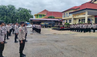 Orang-Hebat-Bukan-Berasal-Dari-Orang-Yang-Memiliki-Pangkat-dan-Jabatan-Yang-Tinggi,-Melainkan-Orang-Hebat-Adalah-Orang-Yang-Bisa-Bermanfaat-Bagi-Lingkungan-dan-Masyarakat-di-Sekitarnya.