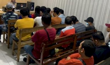 Kapolsek-Alak-Dengar-Curhat-Pelaku-Usaha-Bar-dan-Karaoke.