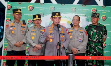 Kapolri-Pastikan-Kapolda-Jambi-dan-Rombongan-dalam-Perawatan-Maksimal-RS-Bhayangkara