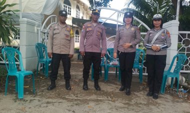 Jumat-Agung,-Personel-Polresta-Kupang-Kota-Amankan-Kegiatan-Ibadah-Di-seluruh-Gereja-Di-Kota-Kupang