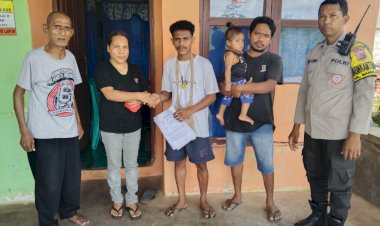 Bhabinkamtibmas--Manulai-II-Laksanakan-Problem-Solving,-Bantu-Selesaikan-Permasalahan-Warga.