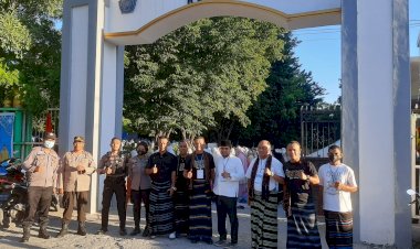 Pastikan-Keamanan-Kondusif,-Puluhan-Personel-Diturunkan-di-Masjid-K.H.-Ahmad-Dahlan-Kayu-Putih.