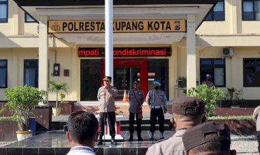 Dalam-Arahan-Apel-Pagi,-Wakapolresta-Tekankan-Kepada-Anggota-Untuk-Terus-Hadir-dan-Layani-Masyarakat