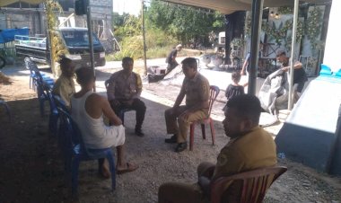 Menjamin-Keamanan,-Personel-Bhabinkamtibmas-Imbau-Masyarakat-Yang-Akan-Mengadakan-Pesta