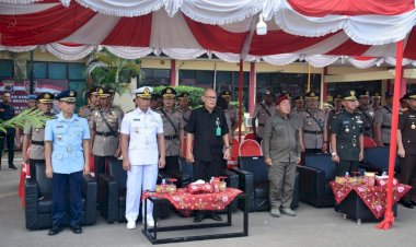 Wakapolresta-Kupang-Kota-Hadiri-Upacara-Pelantikan-Bintara-Polri-Angkatan-49-di-SPN-Polda-NTT