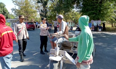 Kapolsek-Maulafa-Ikut-Tertibkan-Pengendara-Ranmor,-Dalam-Operasi-Patuh-Turangga-2023