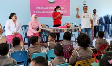 YKB-Cabang-Kota-Kupang-Kota-Lakukan-Pemeriksaan-Kesehatan-dan-Gigi-Bagi-Murid-TK-Kemala-Bhayangkari-01