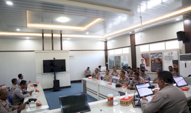 Cegah-Karhutla,-Polresta-Kupang-Kota-Gelar-Latihan-Pra-Operasi-Bina-Karuna-Turangga-2023.