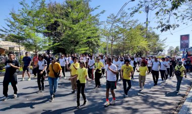 Olahraga-Bersama,-Kapolresta-Kombes-Krisna-Ajak-Seluruh-Anggota-Terus-Menjaga-Kesehatan-Tetap-Prima