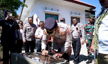 Tangani-Krisis-Air-Bersih,-Kapolresta-Kupang-Kota-Resmikan-Sumur-Bor-Bantuan-Bagi-Warga-Kelurahan-Naimata