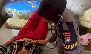 Warga-Sambut-Antusias-Bakti-Kesehatan-Polri-di-Rempang