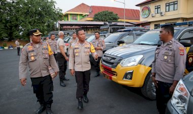 Tingkatkan-Patroli-Malam-Hari,-Kapolresta-Kupang-Kota-Berikan-Dukungan-Mobil-Patroli-di-Pos-Polisi