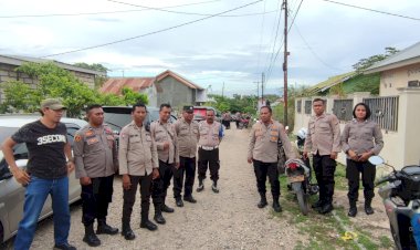 Hari-Ke-6-Pelaksanaan-Kampanye,-Polresta-Kupang-Kota-Laksanakan-Pengamanan-Di-Kelurahan-Manulai-II